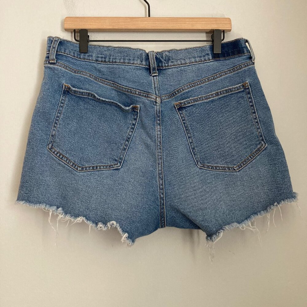 Abercrombie & Fitch The Mom Short High Rise Womens 31 Blue Denim 90s Distressed - Picture 2 of 8